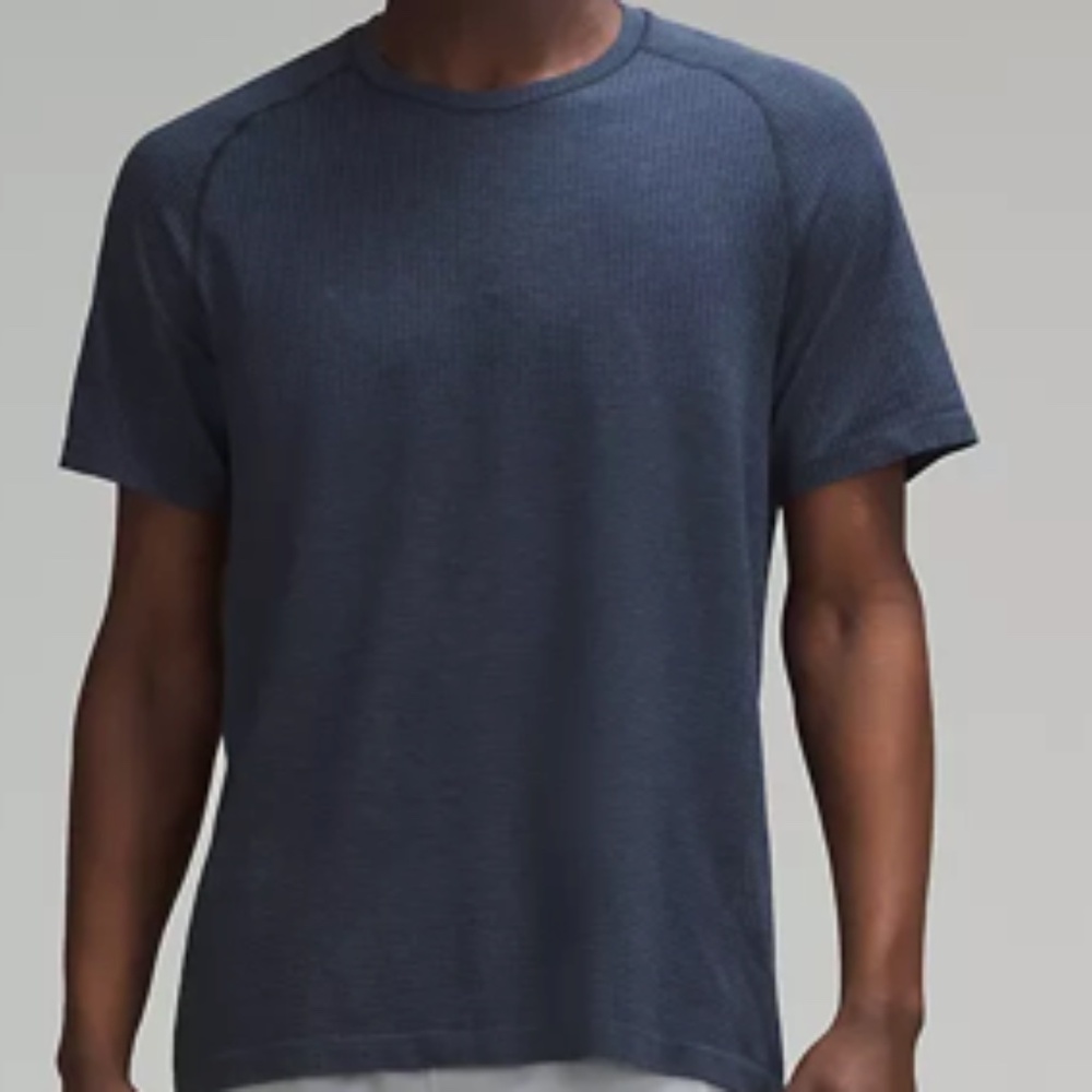 LIKE NEW Lululemon Metal Vent Tech Short Sleeve XL Heathered Blue